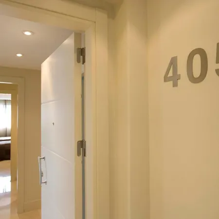 Apartment Heaven Penthouse 405 *