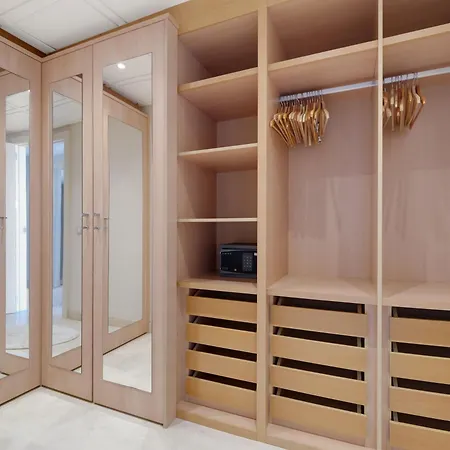 Heaven Penthouse 405 Apartman *