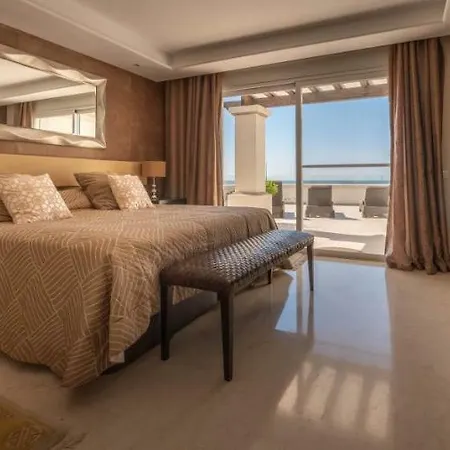 Heaven Penthouse 405 *