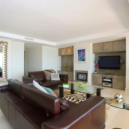 Heaven Penthouse 405 * Estepona