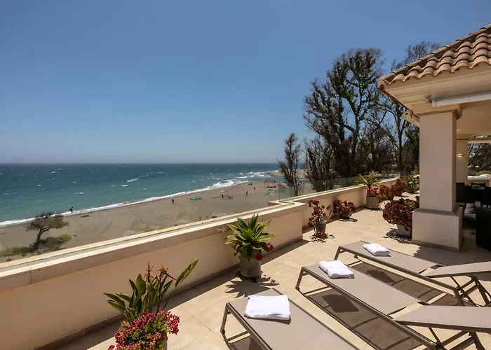 Apartment Heaven Penthouse 405 *