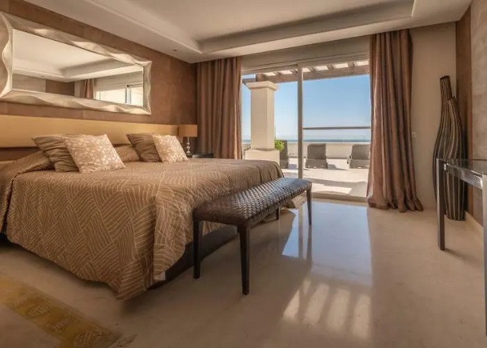 Heaven Penthouse 405 *