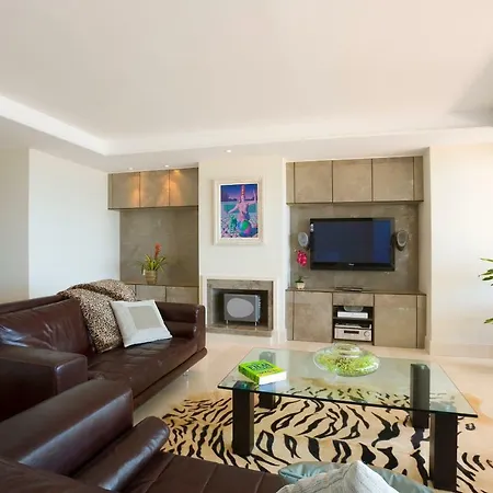 Daire Heaven Penthouse 405 *